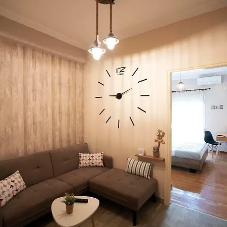 Cozy Apt Next To Metro And Close To Acropolis! Athens Exterior photo