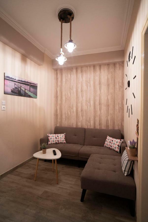 Cozy Next To Metro And Close To Acropolis!